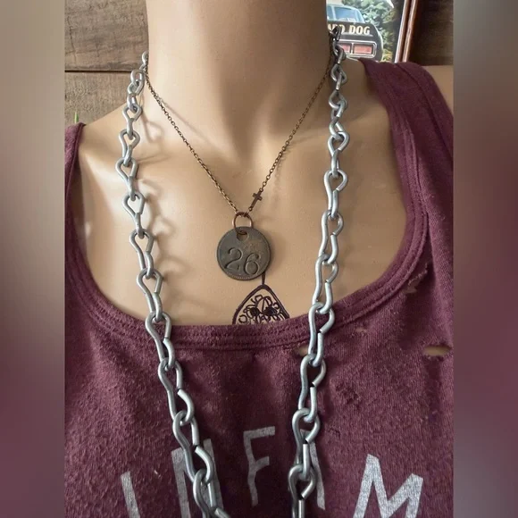 NUMBERED SAINT: 26 - Picture 4 of 4